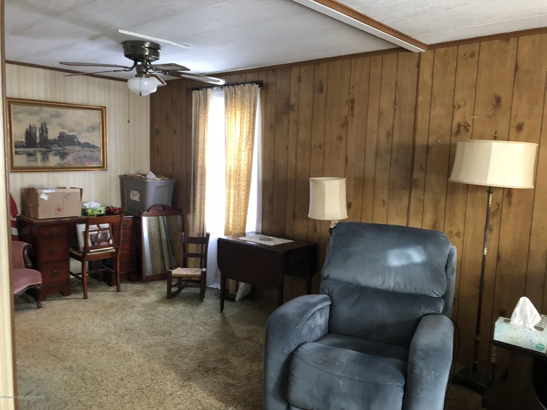 Photo of 646 Dede Drive