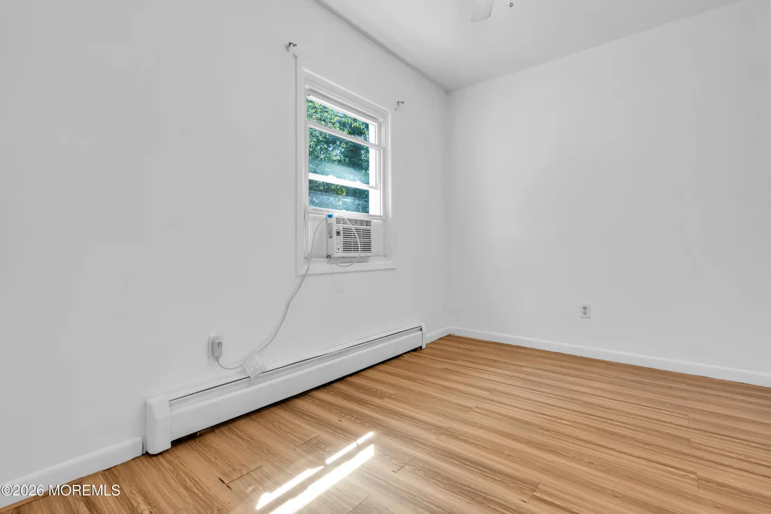 Photo of 381 Glenn Road