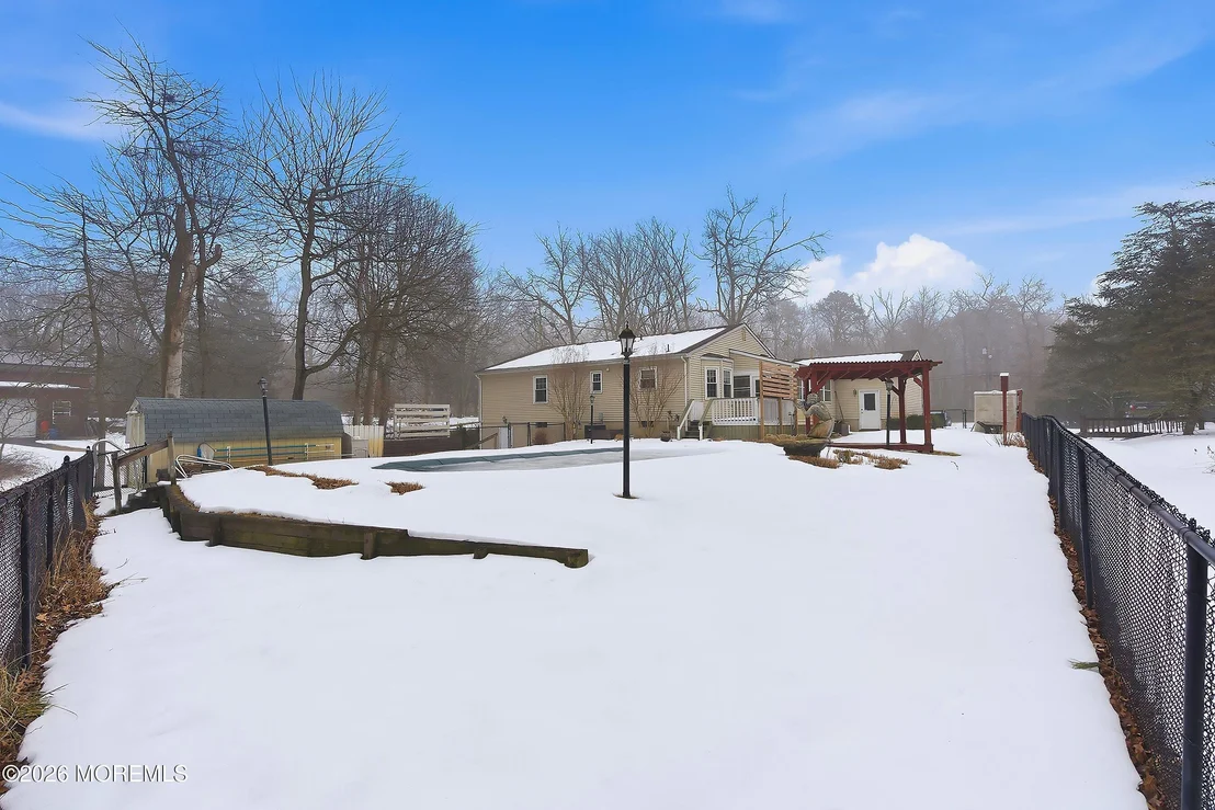 Photo of 638 Freehold Road