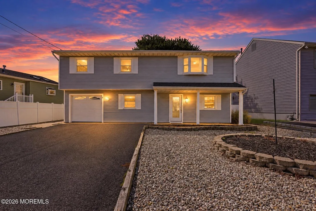 Photo of 4 Harbor View Lane