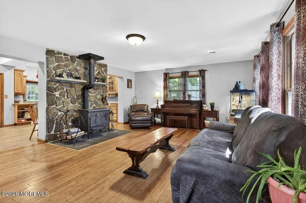Photo of 322 Kent Road