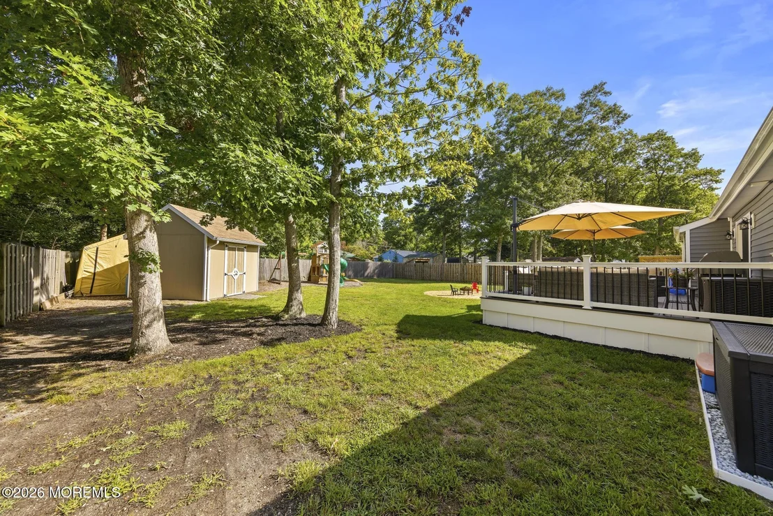 Photo of 211 3rd Avenue