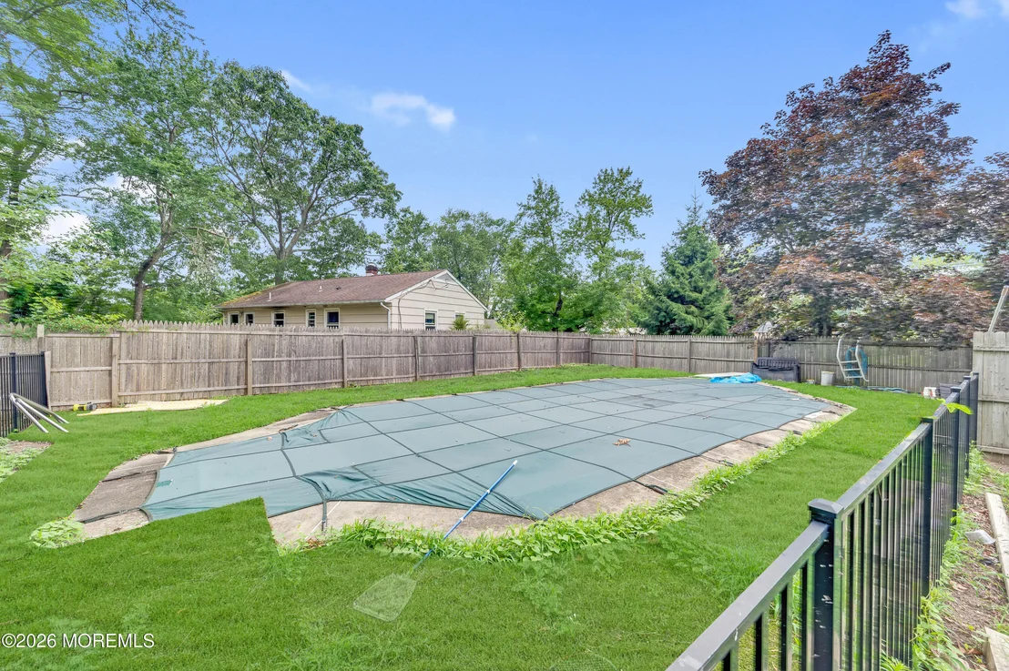 Photo of 11 Lawrence Avenue