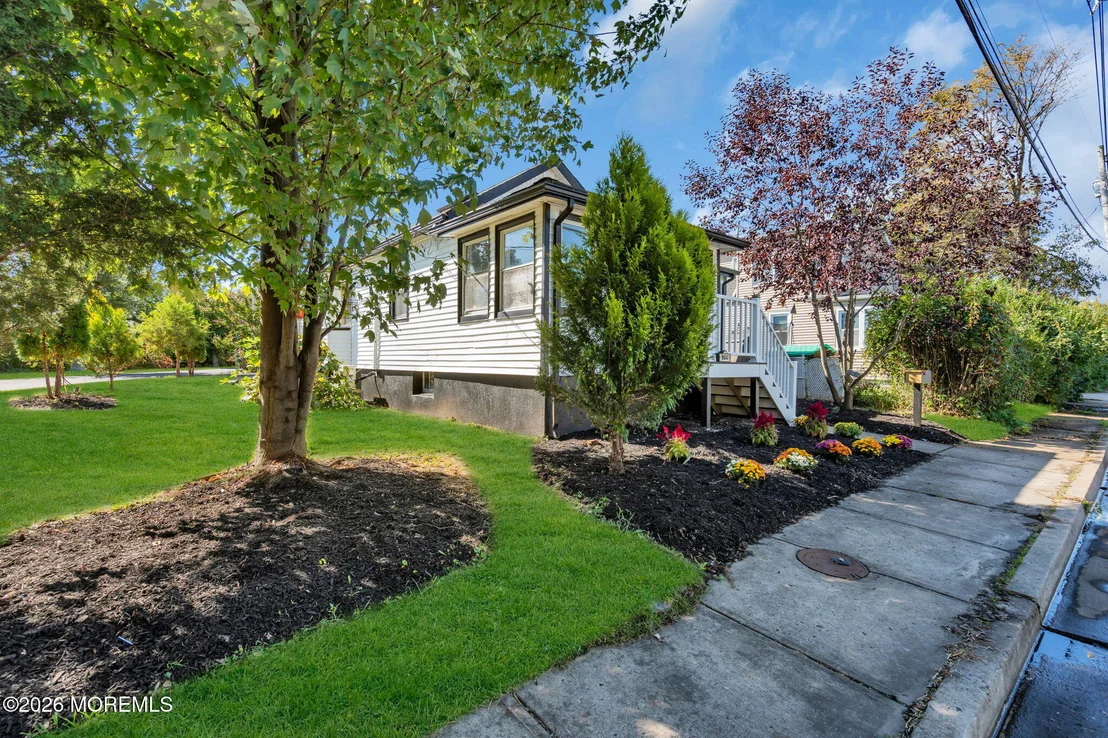 Photo of 904 Central Avenue