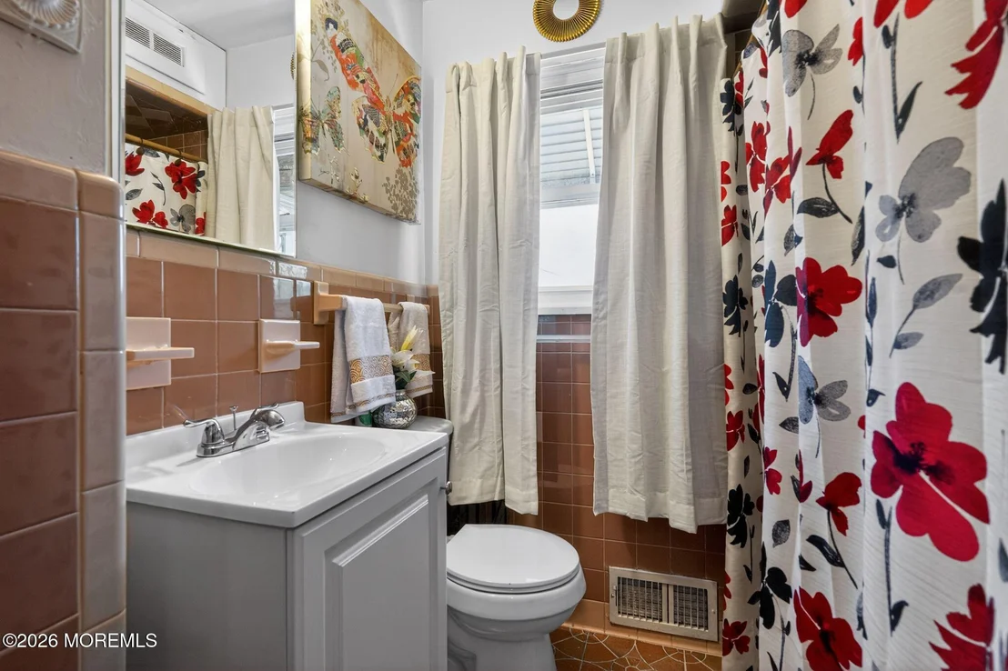 Photo of 19 Ashwood Drive