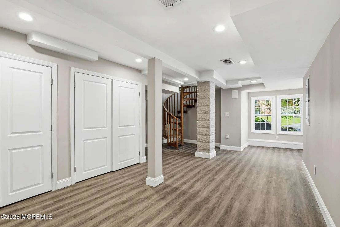 Photo of 8 Summit Road