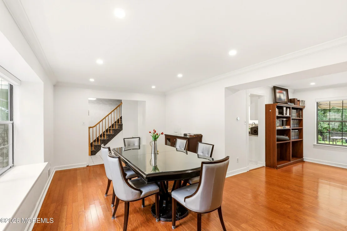 Photo of 302 Princeton Drive