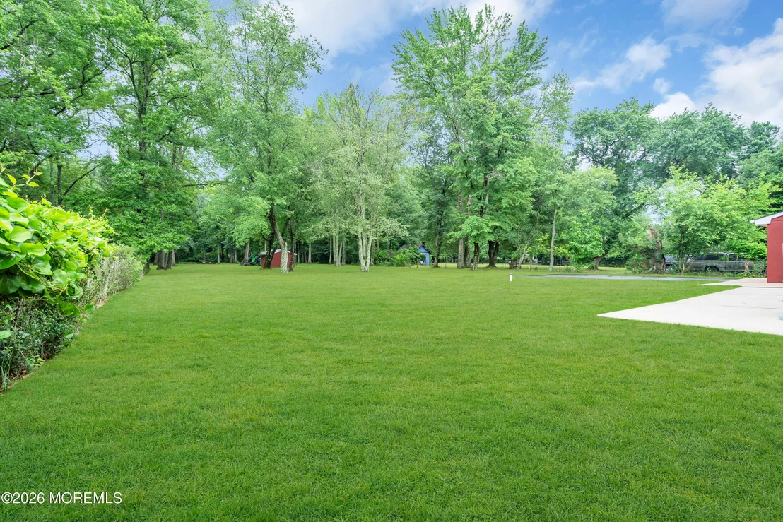 Photo of 99 Cedar Swamp Road