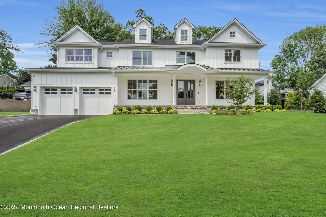 Photo of 376 Orenda Circle
