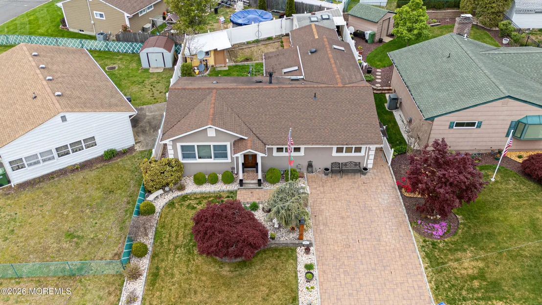 Photo of 95 Pinetree Drive