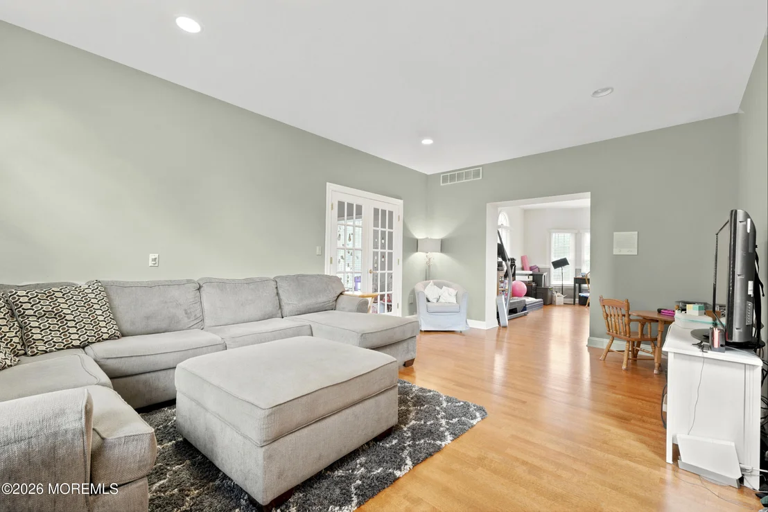 Photo of 335 Ticetown Road