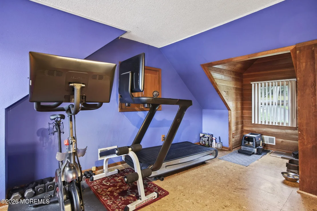 Photo of 30 S Lakeview Drive