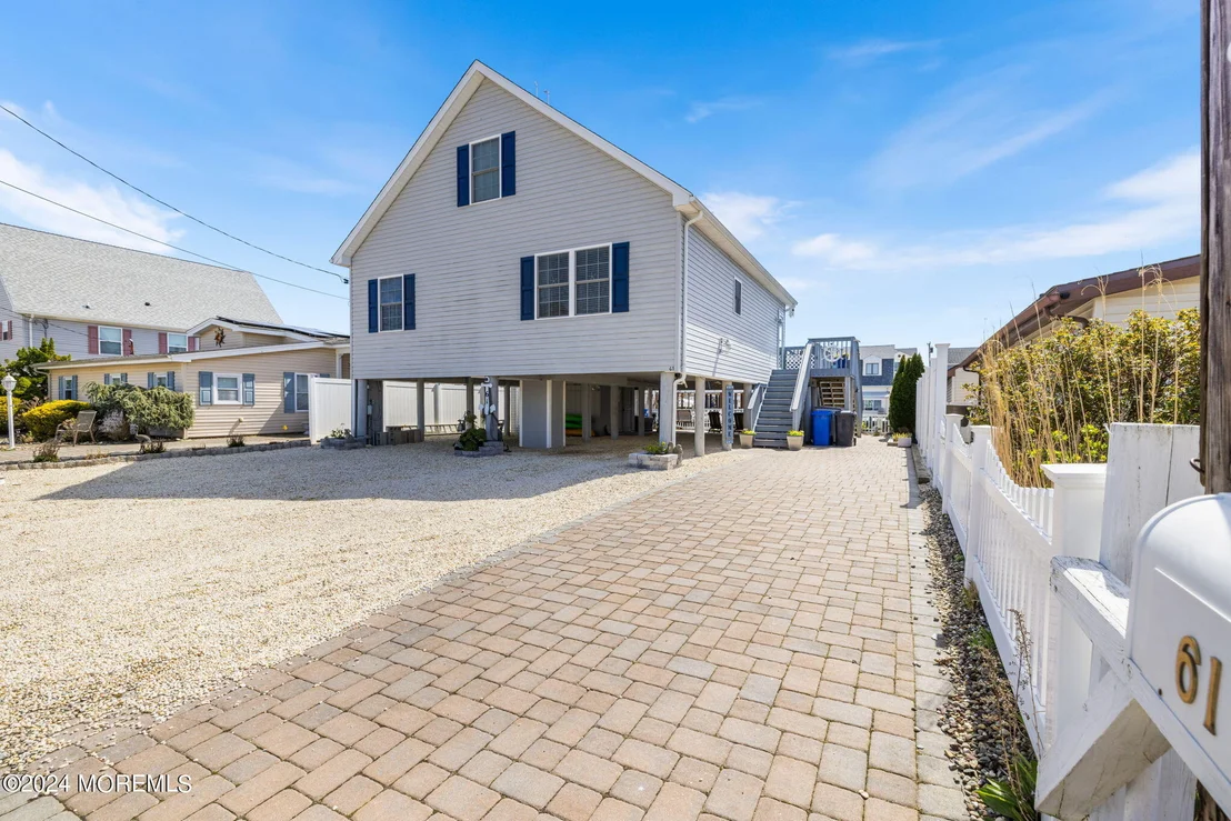 Photo of 61 Rona Lane