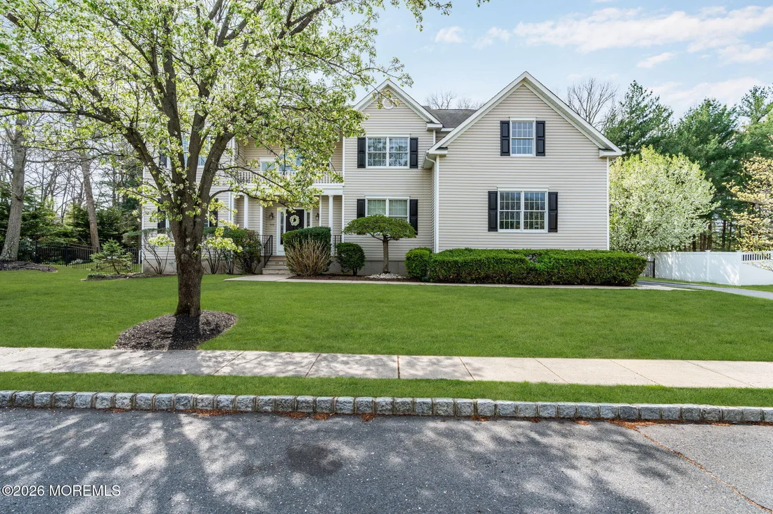 Photo of 105 Mesa Verde Lane
