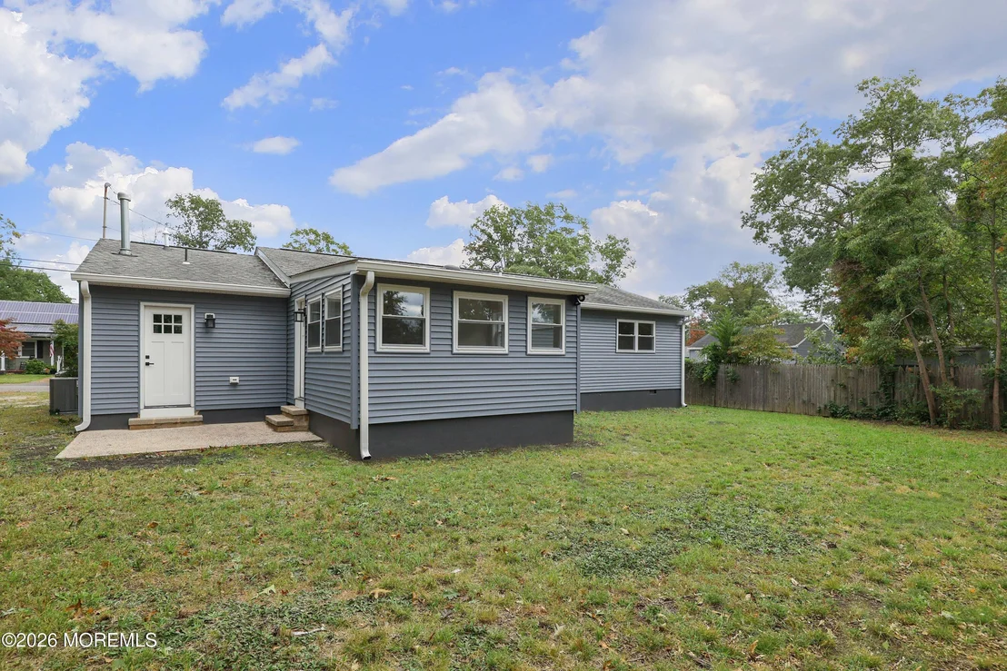 Photo of 1703 Whitcomb Road