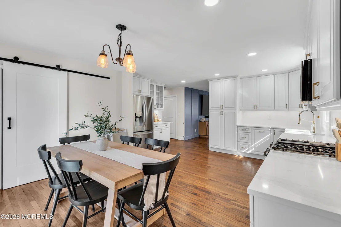 Photo of 701 Barberry Drive
