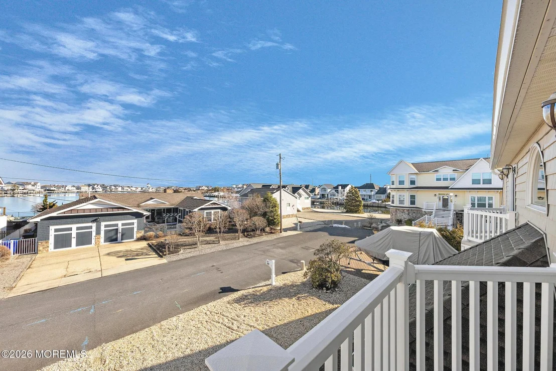 Photo of 305 Sloop Lane