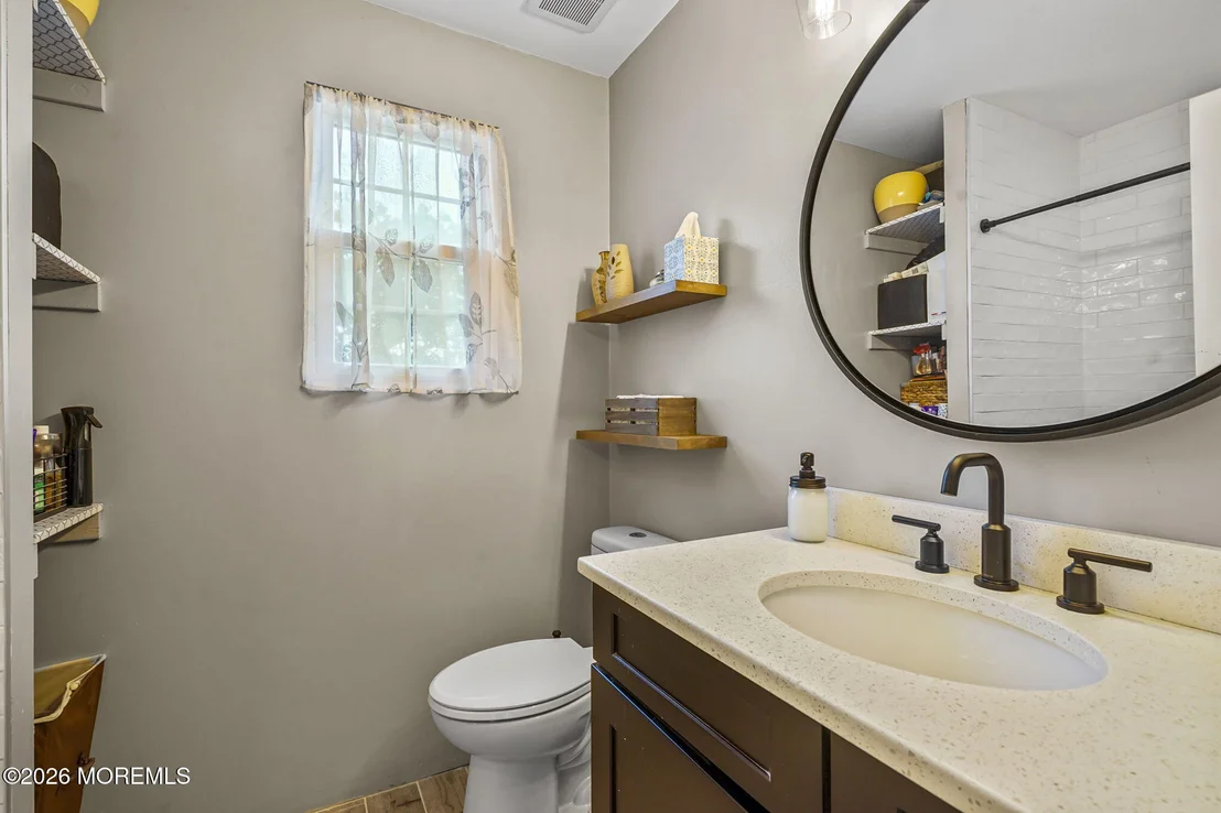 Photo of 438 Bennetts Mills Road