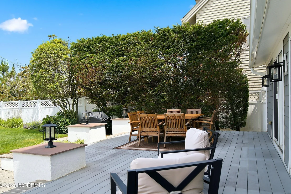 Photo of 2007 Ocean Avenue N