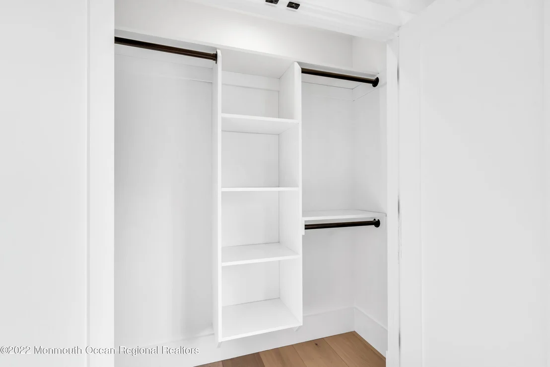 Photo of 376 Orenda Circle