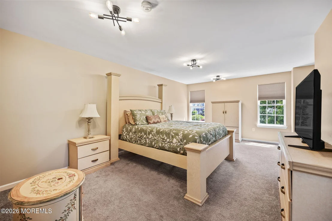 Photo of 389 Fordham Place