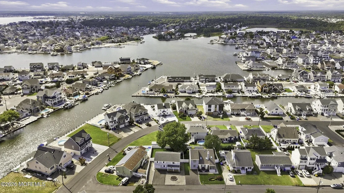 Photo of 4 Harbor View Lane