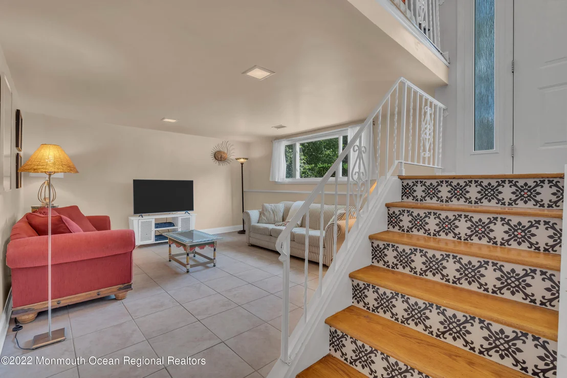 Photo of 19 Warren Drive