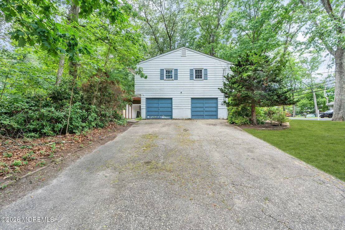 Photo of 114 Locust Avenue