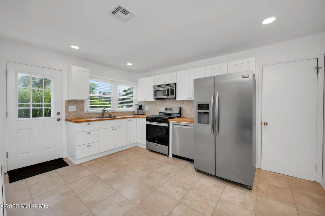Photo of 150 5th Avenue