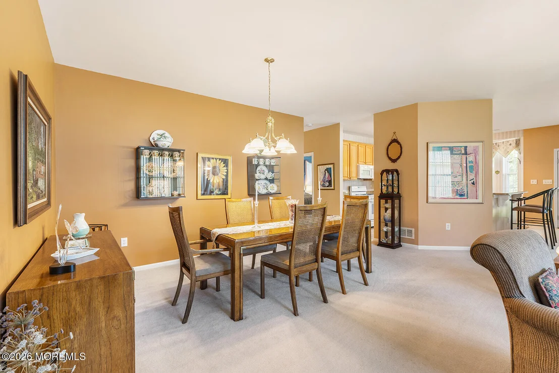Photo of 46 Minuteman Circle