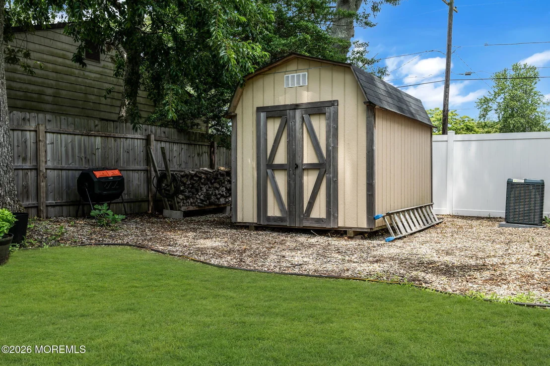 Photo of 417 Chestnut Drive