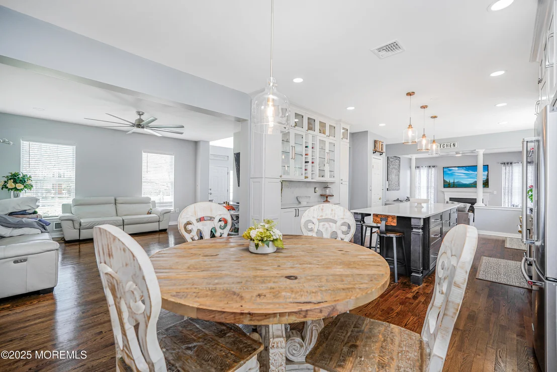 Photo of 1 Pondview Drive