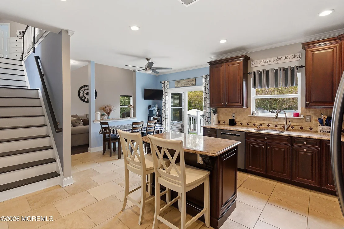 Photo of 8 Arboretum Drive