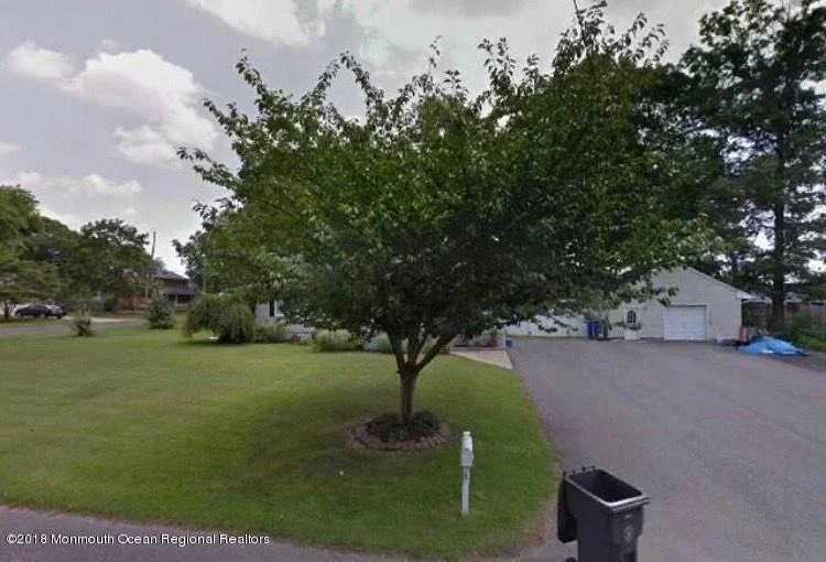 Photo of 581 Peter Avenue
