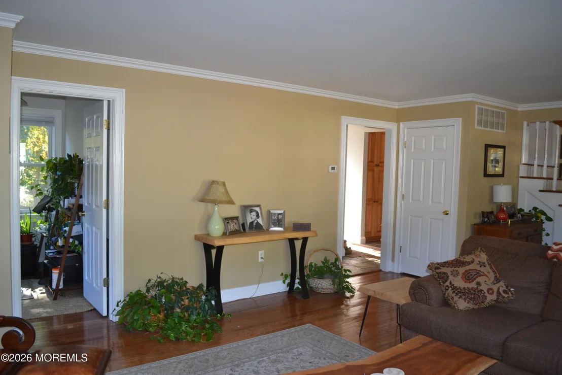 Photo of 462 Shady Lane