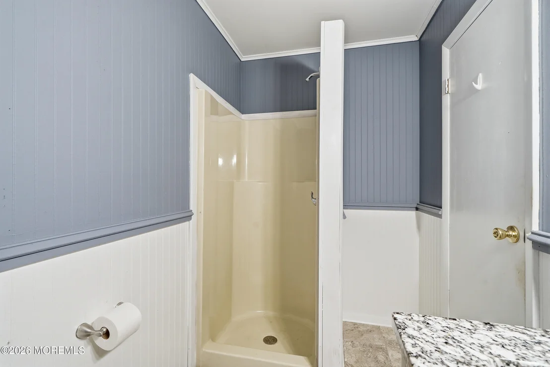 Photo of 481 Admiral Road