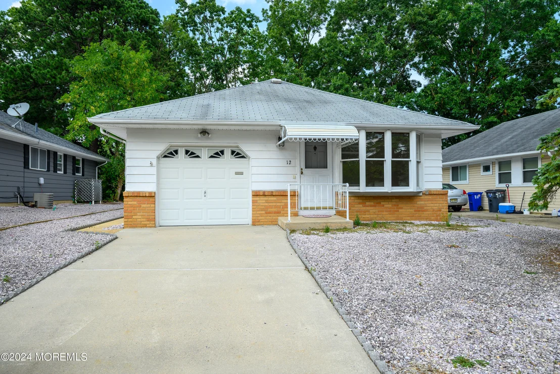 Photo of 12 Mount Rushmore Drive