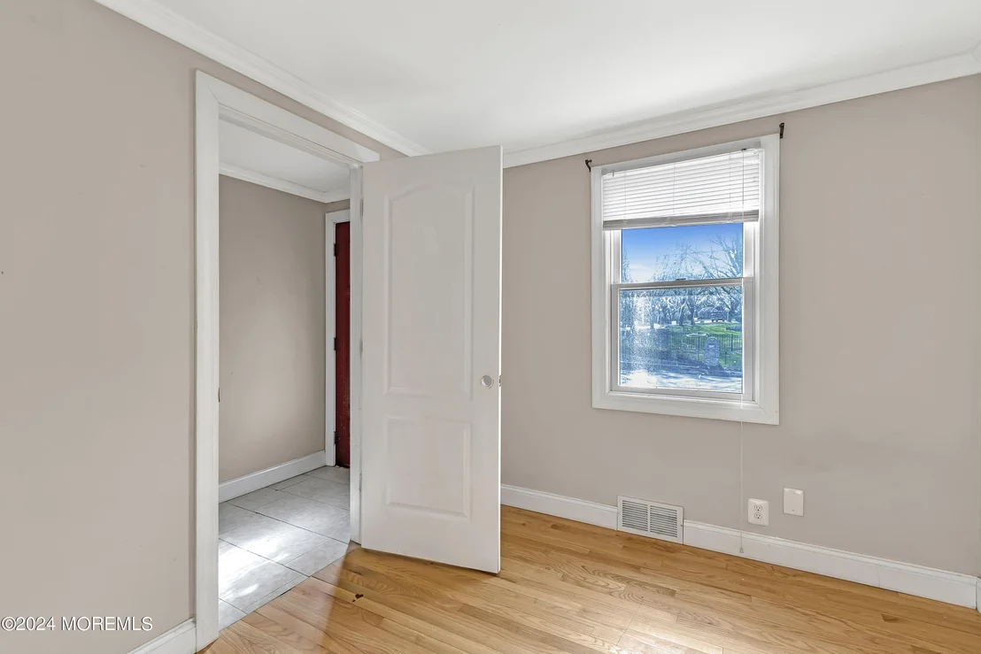 Photo of 430 Everett Road