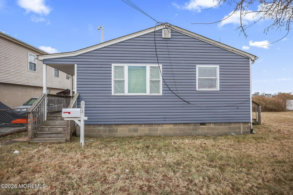 Photo of 303 Union Avenue