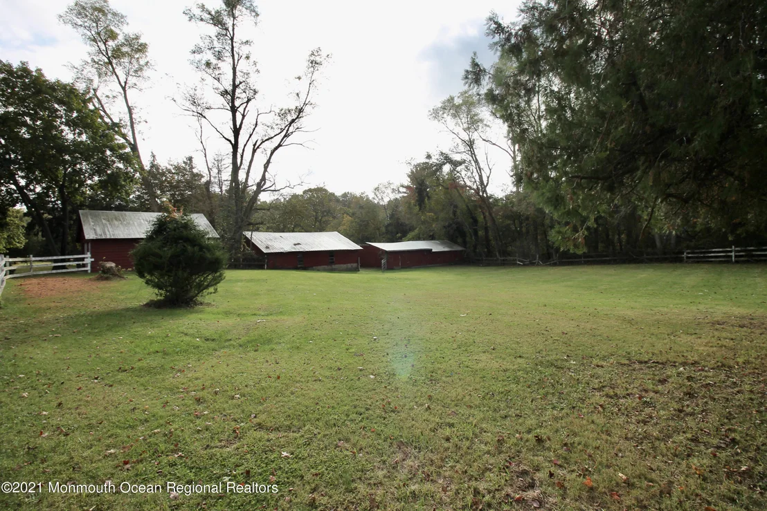 Photo of 195 Bennett Road