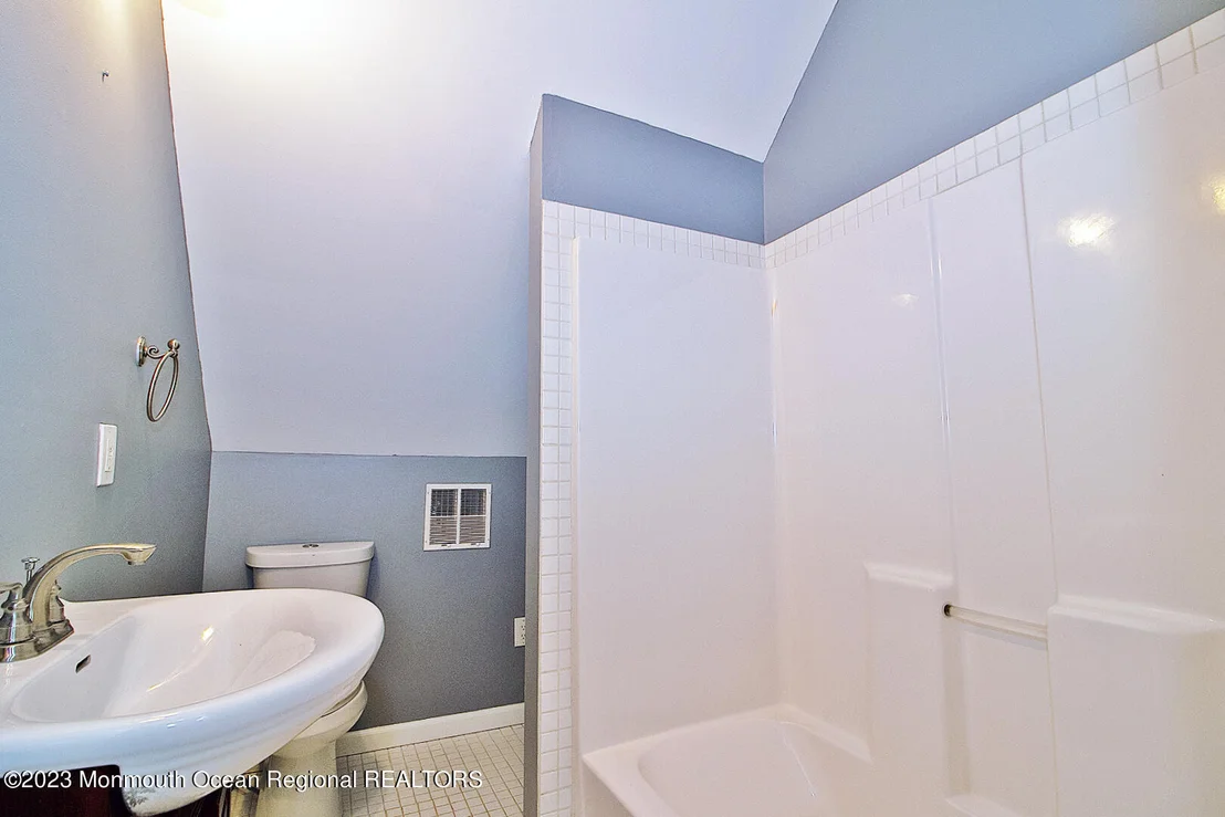 Photo of 307 Alpine Street