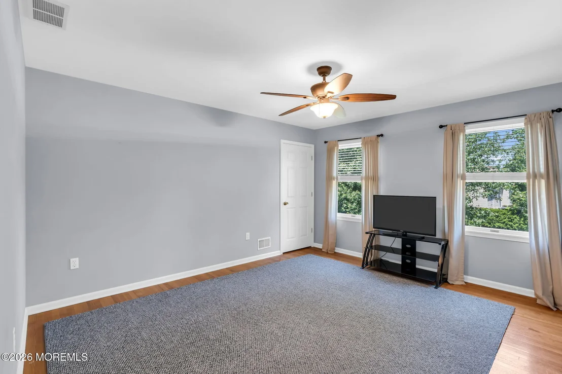 Photo of 28 Arbor Way