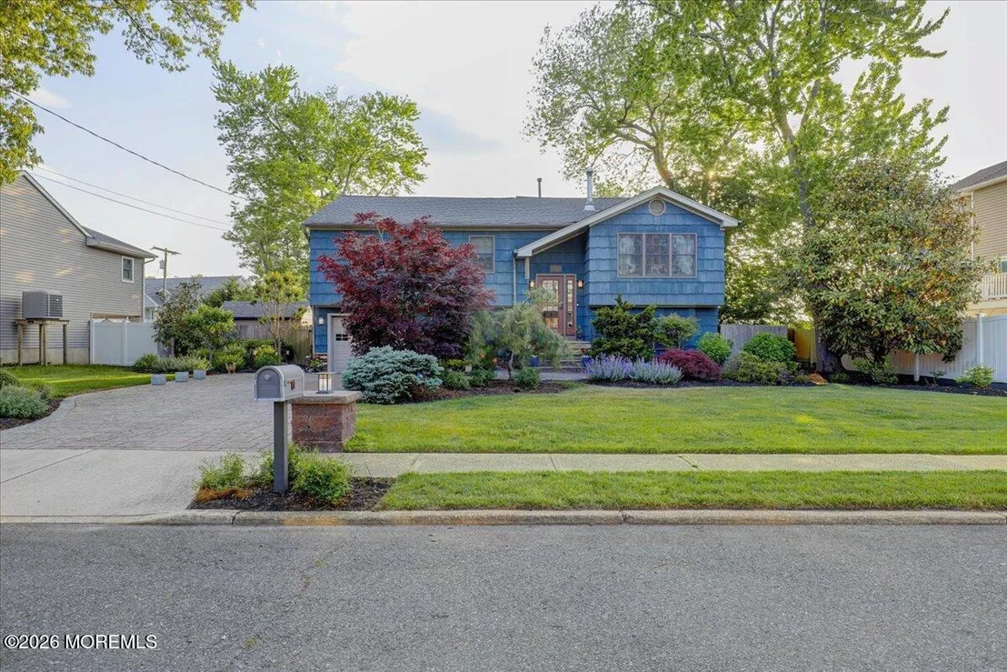 Photo of 5 Scheiber Drive