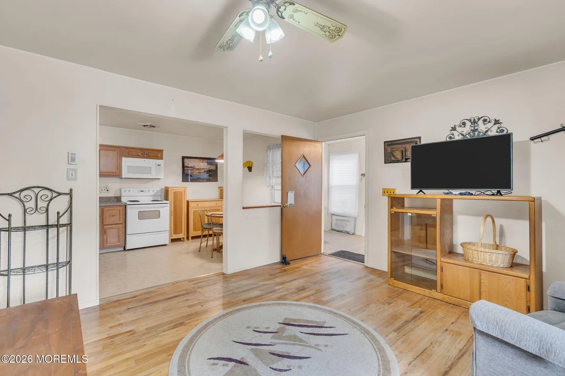 Photo of 207B Laurel Place