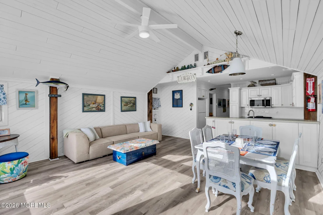 Photo of 55 Beachfront