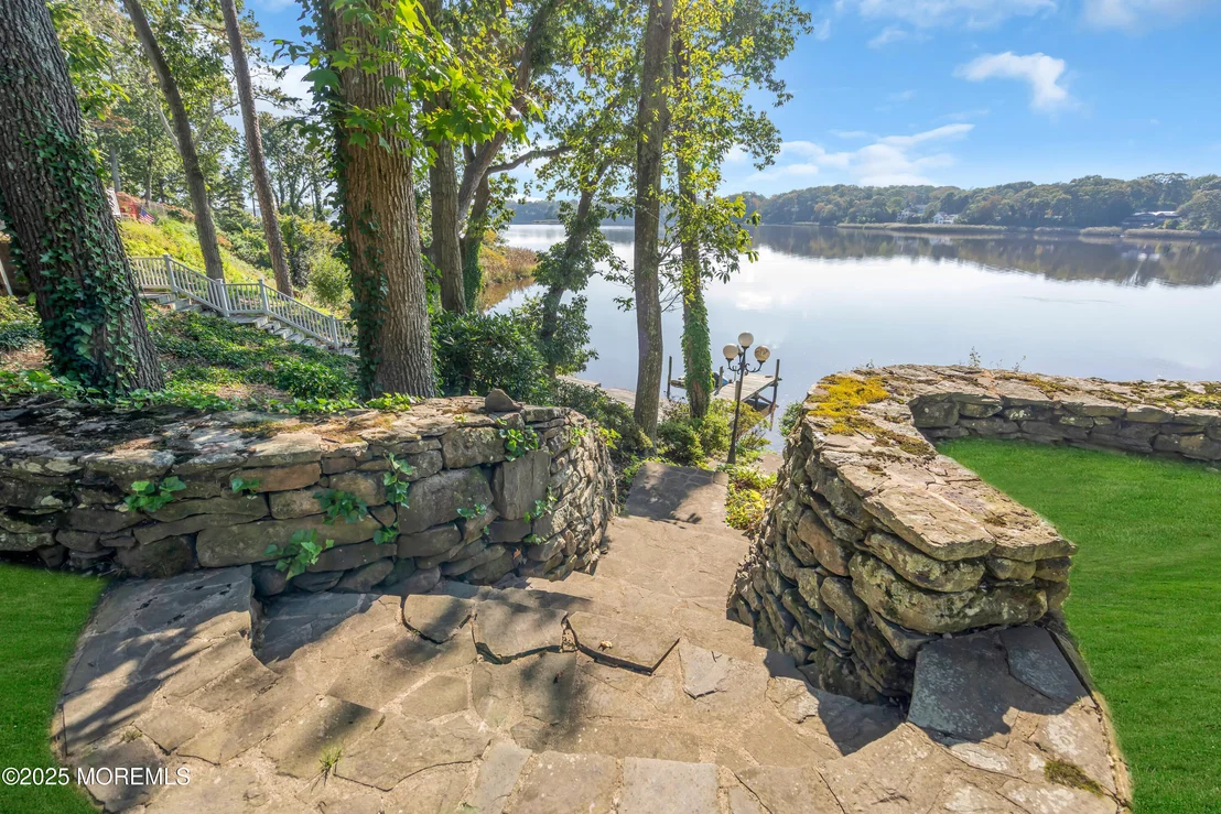 Photo of 2403 Riverside Terrace
