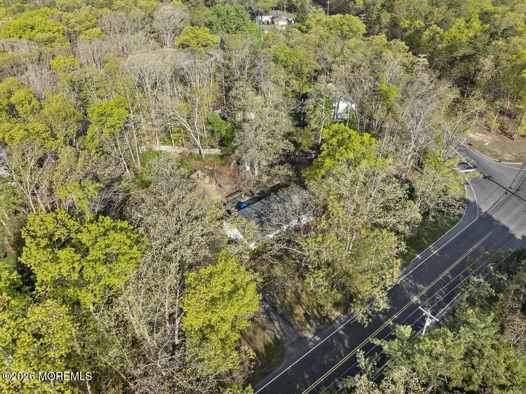 Photo of 543 Newtons Corner Road