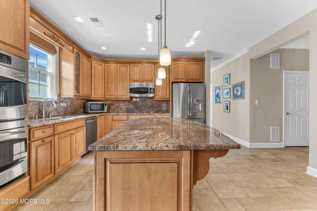 Photo of 178 Huntington Drive