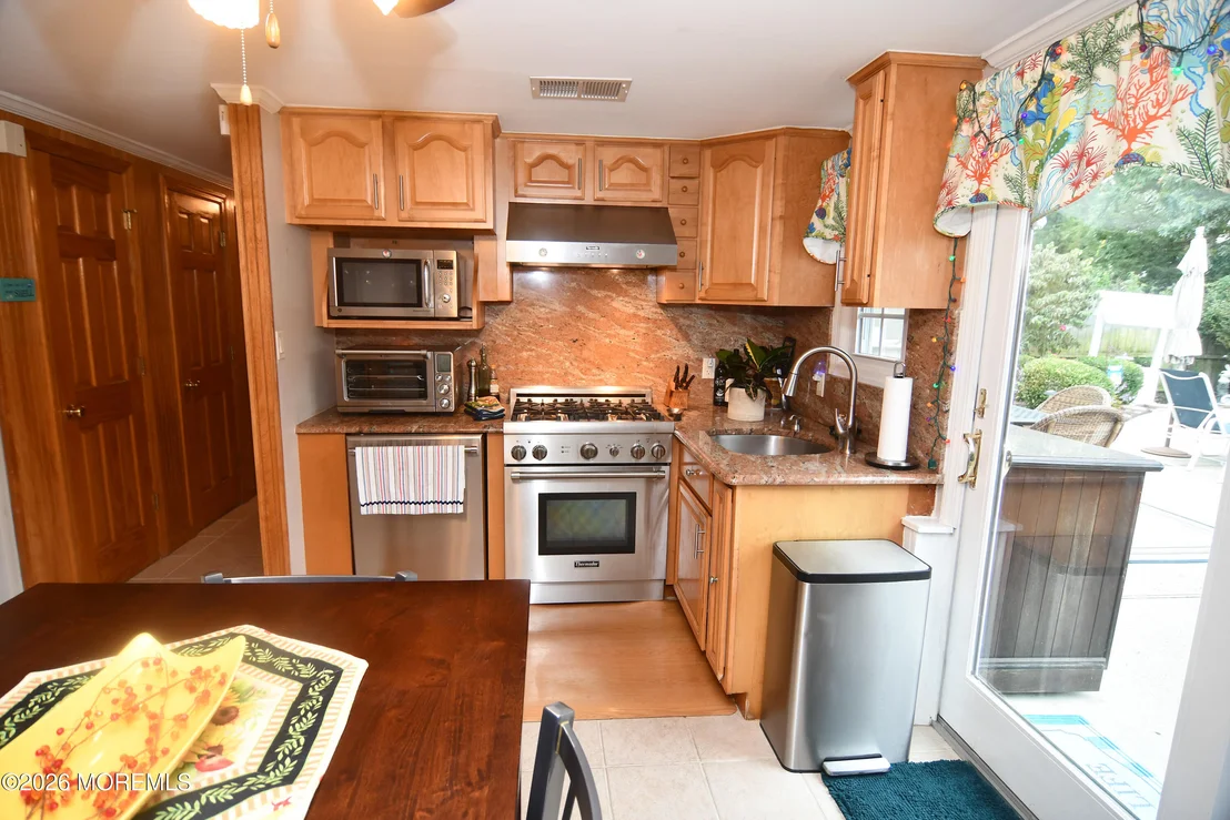 Photo of 902 10th Street