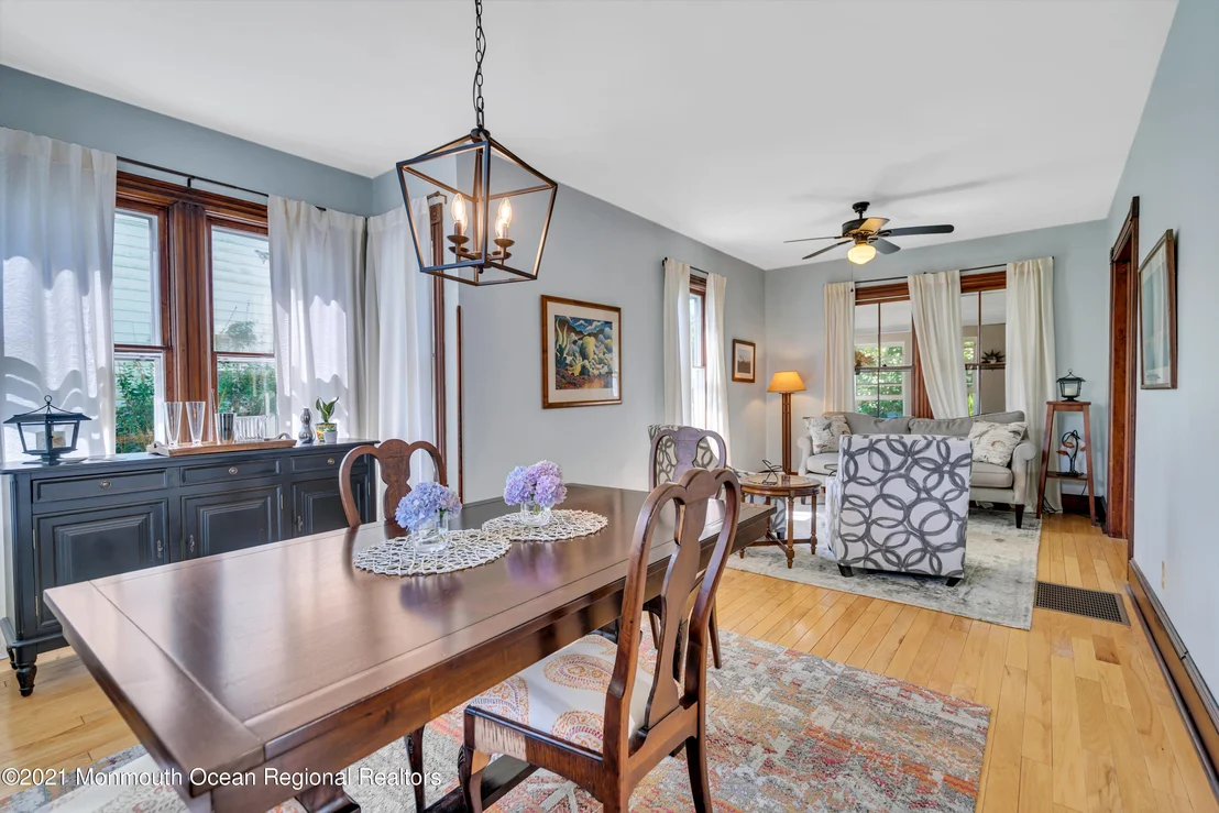 Photo of 32 Marcellus Avenue